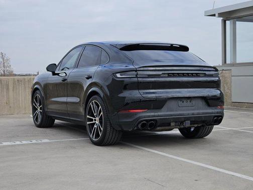 2025 Porsche Cayenne S