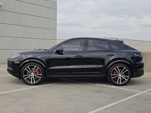 2025 Porsche Cayenne S