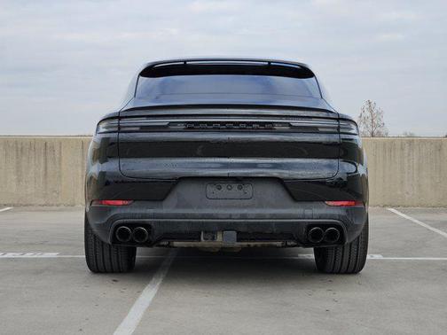 2025 Porsche Cayenne S