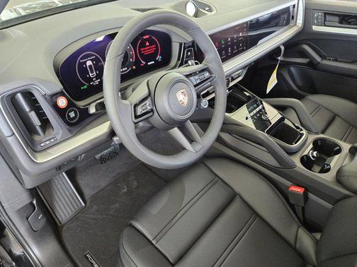 2025 Porsche Cayenne Coupe AWD