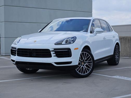 White 2023 Porsche Cayenne Cayenne