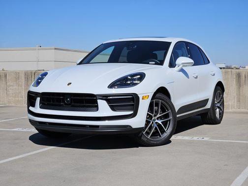 2025 Porsche Macan AWD