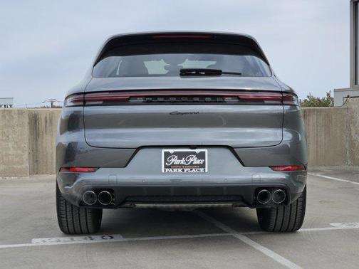 2026 Porsche Cayenne Cayenne