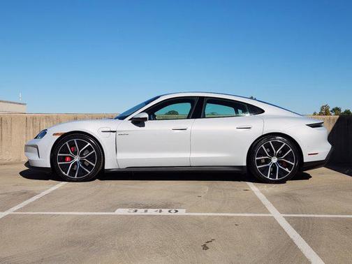 2025 Porsche Taycan 4S