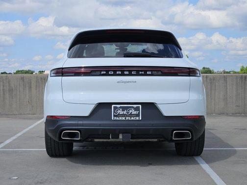 2024 Porsche Cayenne E-Hybrid S