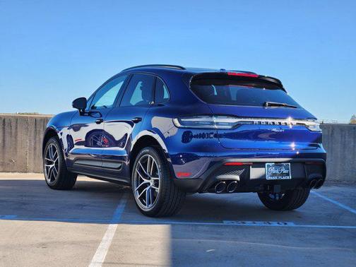 2026 Porsche Macan AWD