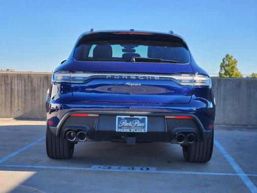 2026 Porsche Macan AWD