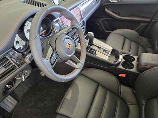 2026 Porsche Macan GTS