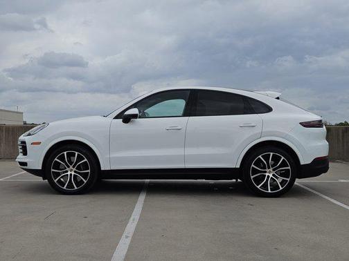 White 2023 Porsche Cayenne Cayenne