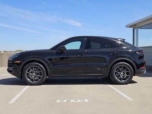 Chromite Black Metallic 2026 Porsche Cayenne Cayenne