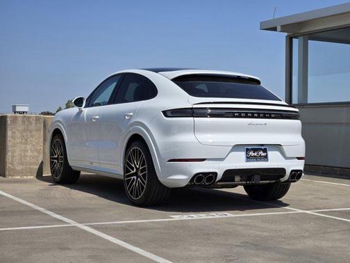 2025 Porsche Cayenne S