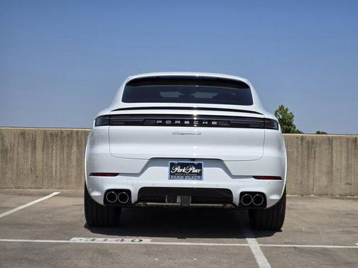2025 Porsche Cayenne S