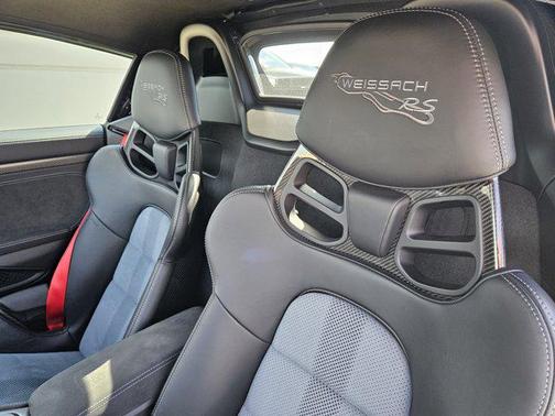 2025 Porsche 718 Spyder RS