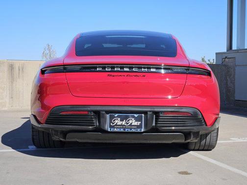 2020 Porsche Taycan Turbo S