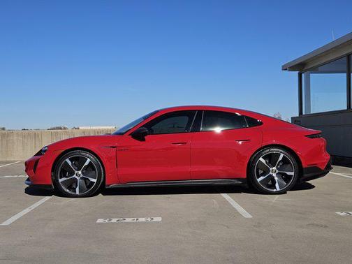 2020 Porsche Taycan Turbo S