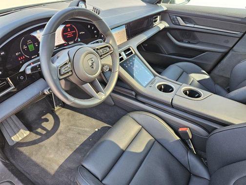 2025 Porsche Taycan Turbo S