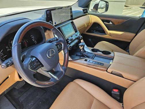 2024 Lexus LX 600 Luxury
