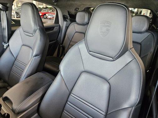 2024 Porsche Cayenne Turbo GT