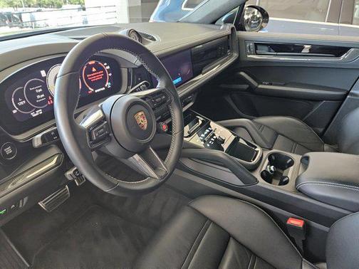 2024 Porsche Cayenne Turbo GT