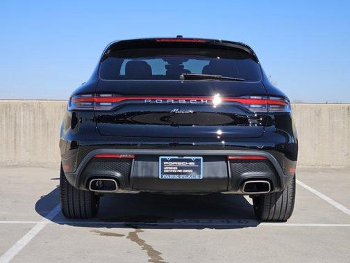 2026 Porsche Macan AWD
