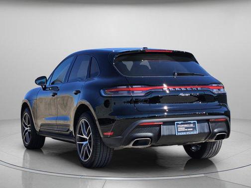 2026 Porsche Macan AWD
