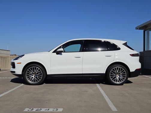 2022 Porsche Cayenne Platinum Edition