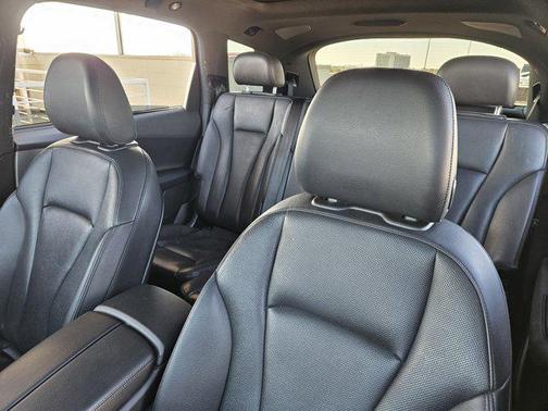 2019 Audi Q7 45 Premium Plus