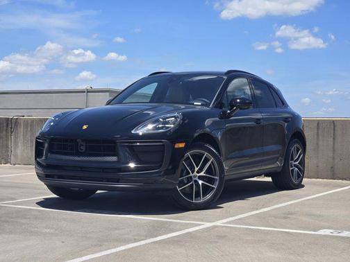 2025 Porsche Macan AWD