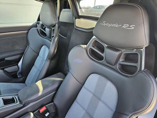 2025 Porsche 718 Spyder RS