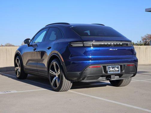 2024 Porsche Macan 4