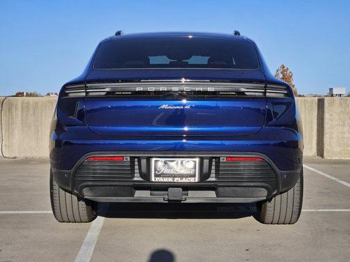 2024 Porsche Macan 4