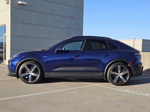 2024 Porsche Macan 4