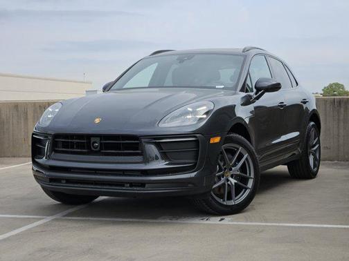 2026 Porsche Macan AWD