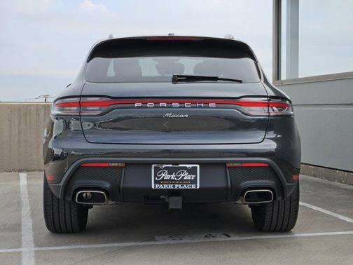 2026 Porsche Macan AWD