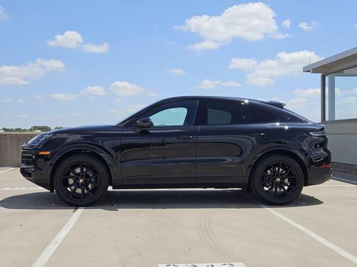 Chromite Black Metallic 2026 Porsche Cayenne Cayenne