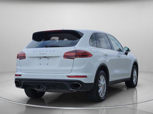 White 2016 Porsche Cayenne Cayenne