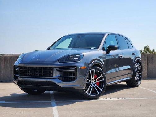 2025 Porsche Cayenne Turbo