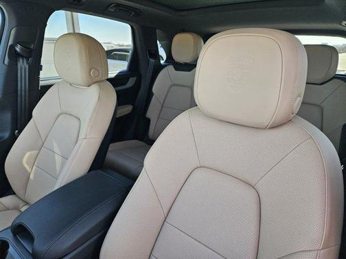 2026 Porsche Cayenne Cayenne S E-Hybrid