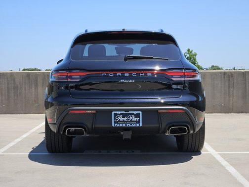 2025 Porsche Macan AWD