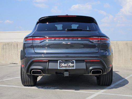 2025 Porsche Macan T