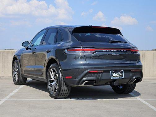 2025 Porsche Macan T