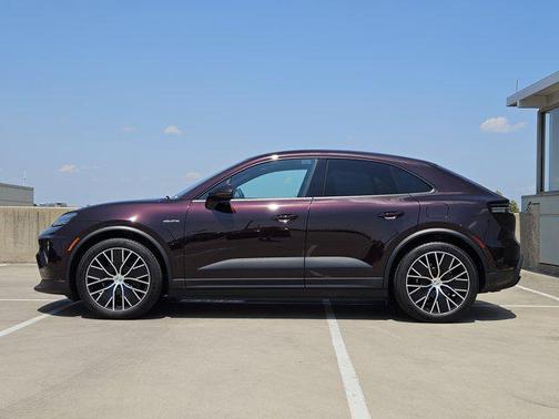 2024 Porsche Macan 4