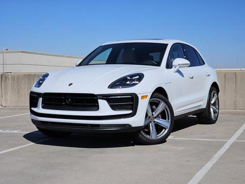 2025 Porsche Macan T