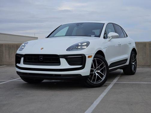 2025 Porsche Macan AWD