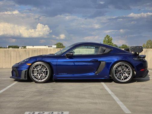2025 Porsche 718 Cayman GT4 RS