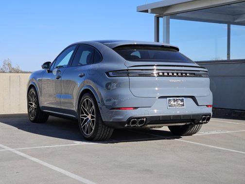 2026 Porsche Cayenne Cayenne S E-Hybrid