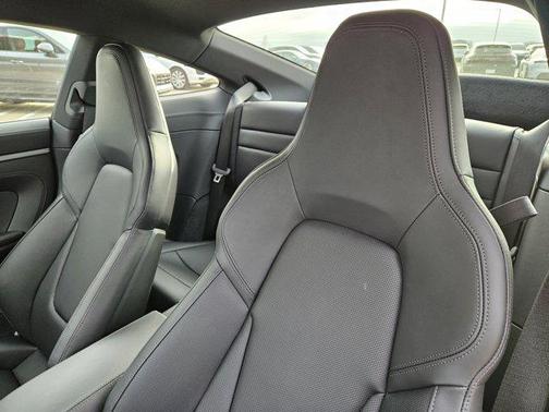 2026 Porsche 911 Carrera