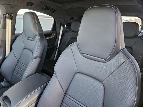 2026 Porsche Cayenne GTS