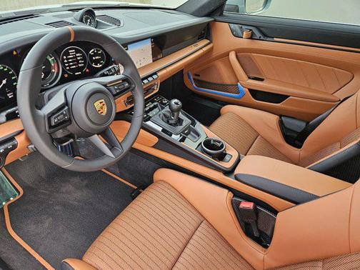 2024 Porsche 911 S/T