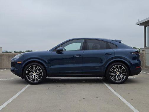 2024 Porsche Cayenne Coupe AWD